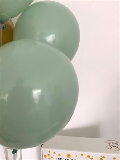 Kış Yeşili Retro Krom Gold Balon Standı